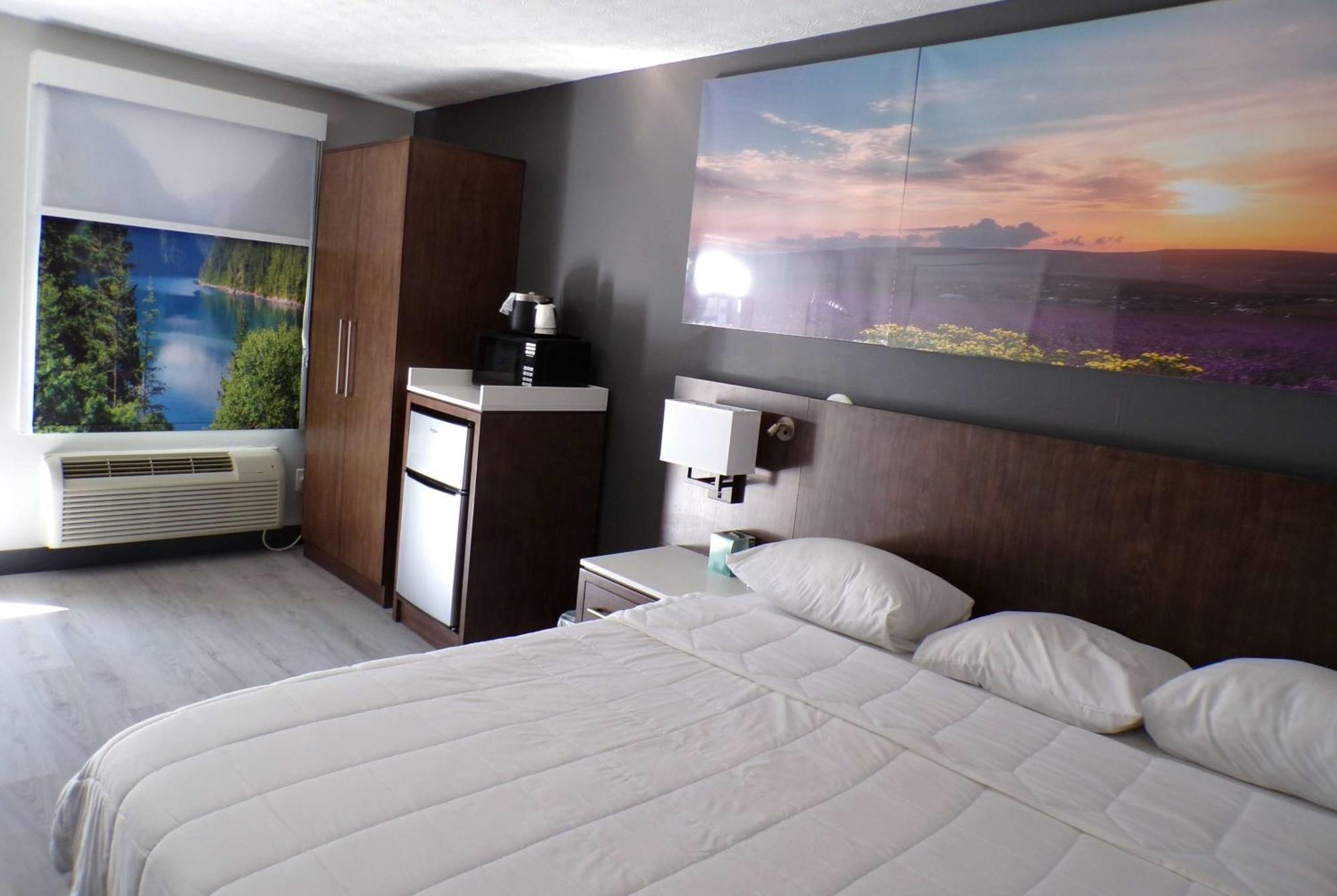 Luxor Inn & Suites, A Travelodge By Wyndham 埃尔金斯 外观 照片
